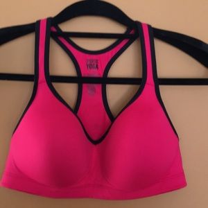 VS PINK Yoga Push Up Bra